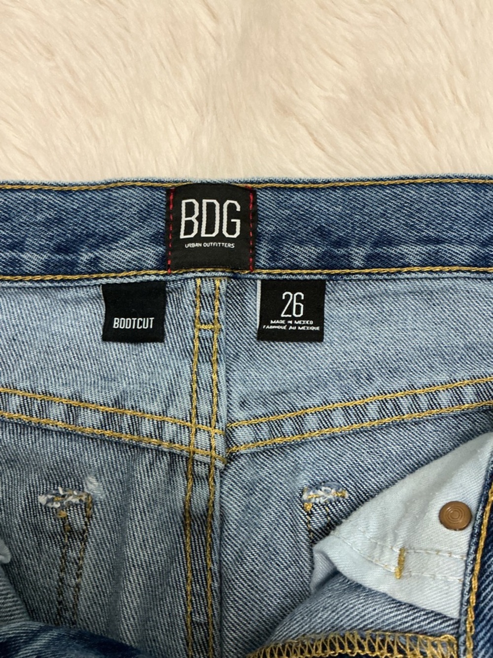 💜 BDG Distressed Blue Bootcut Jeans for Women - Picture 2 of 7